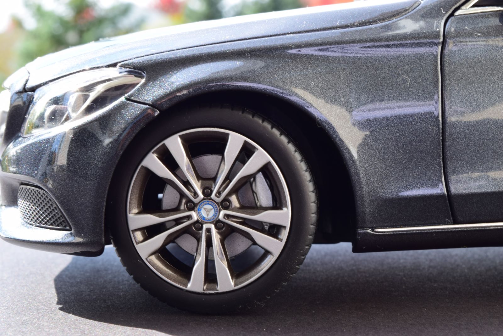 Illustration for article titled Teutonic Tuesday: Mercedes Benz C300
