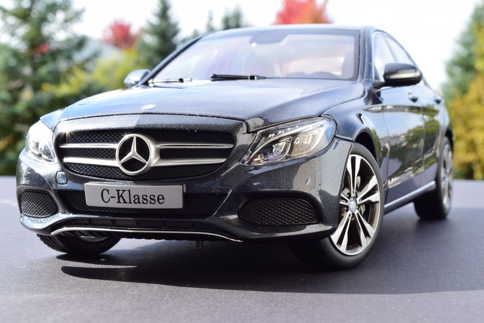 Illustration for article titled Teutonic Tuesday: Mercedes Benz C300