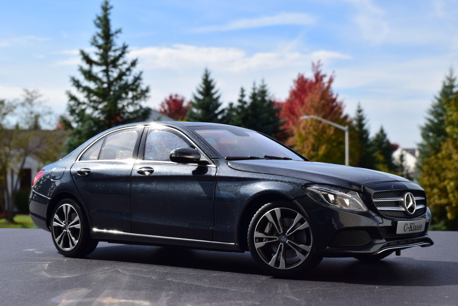 Illustration for article titled Teutonic Tuesday: Mercedes Benz C300