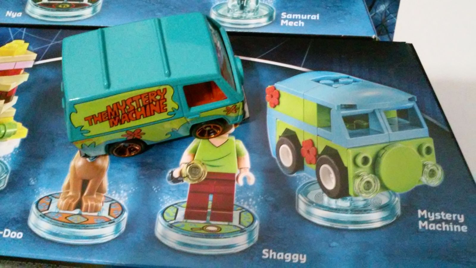 Illustration for article titled Mystery Machine Lego version
