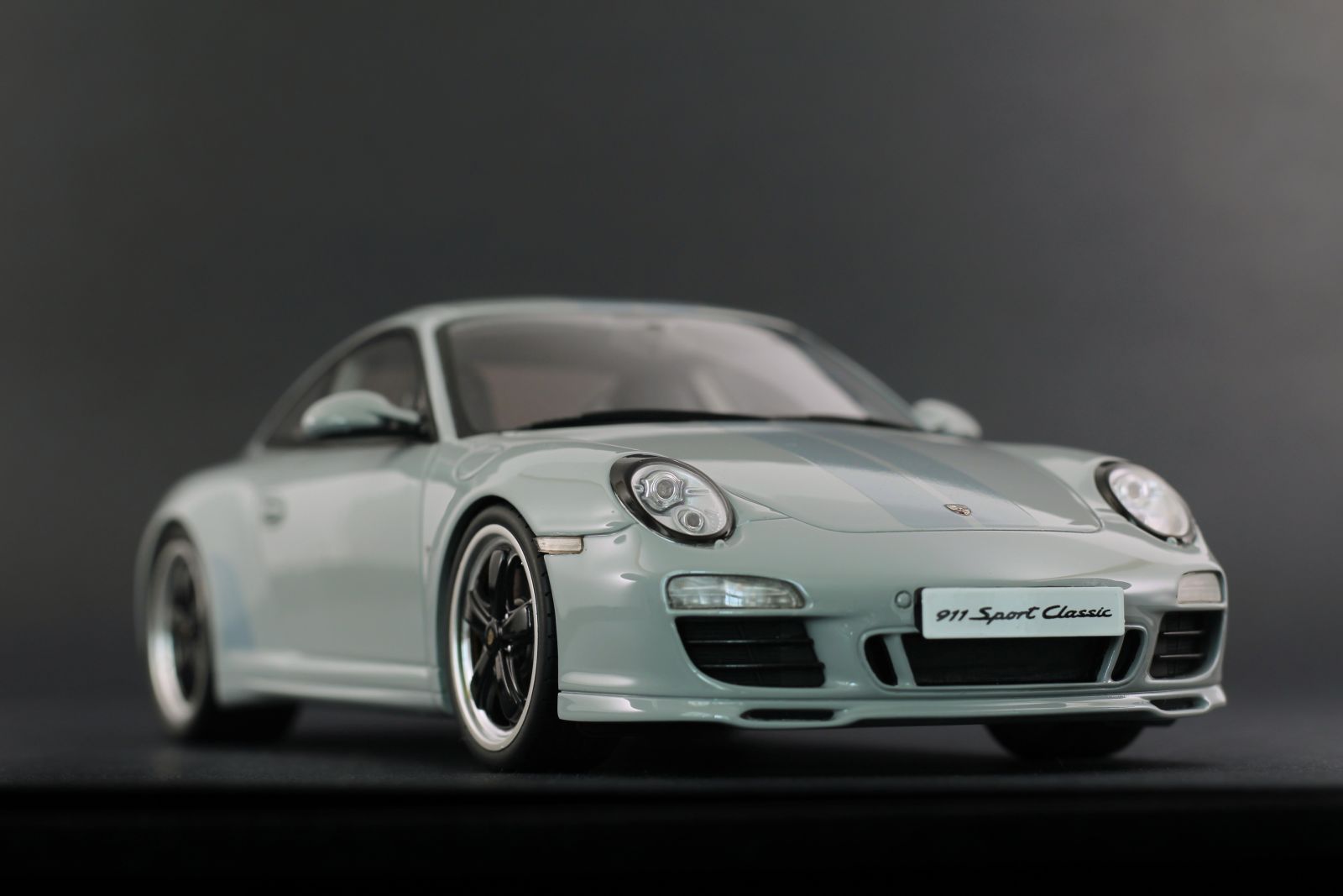 Illustration for article titled Porsche Perfection: 997 Sport Classic