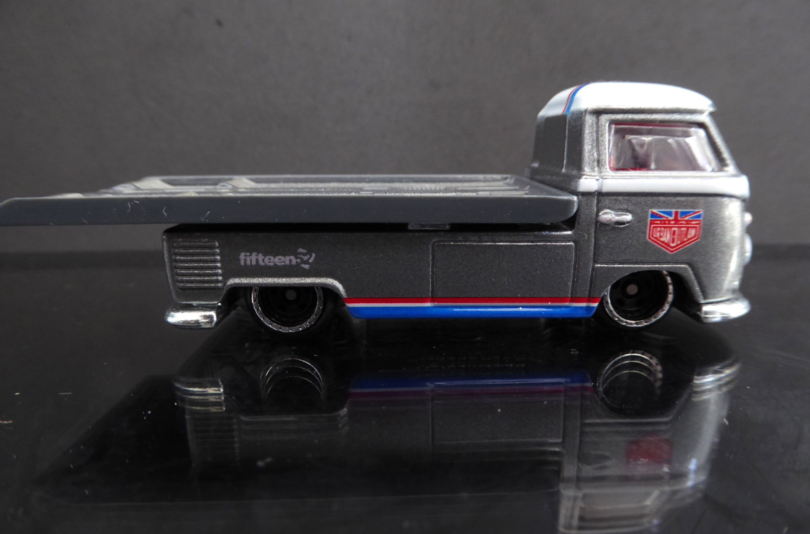 Metalflake Gray &amp; Enamel White Body. Clear Windows. Red Interior. Dark Gray Bed 