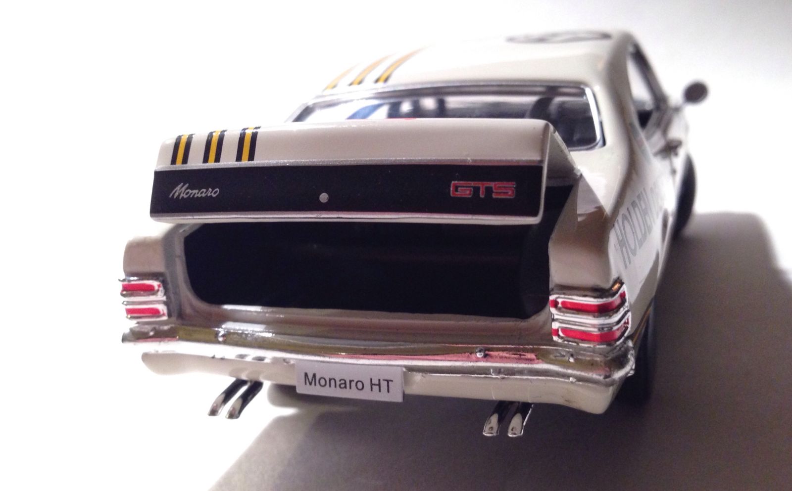 Illustration for article titled Holden HT GTS Monaro