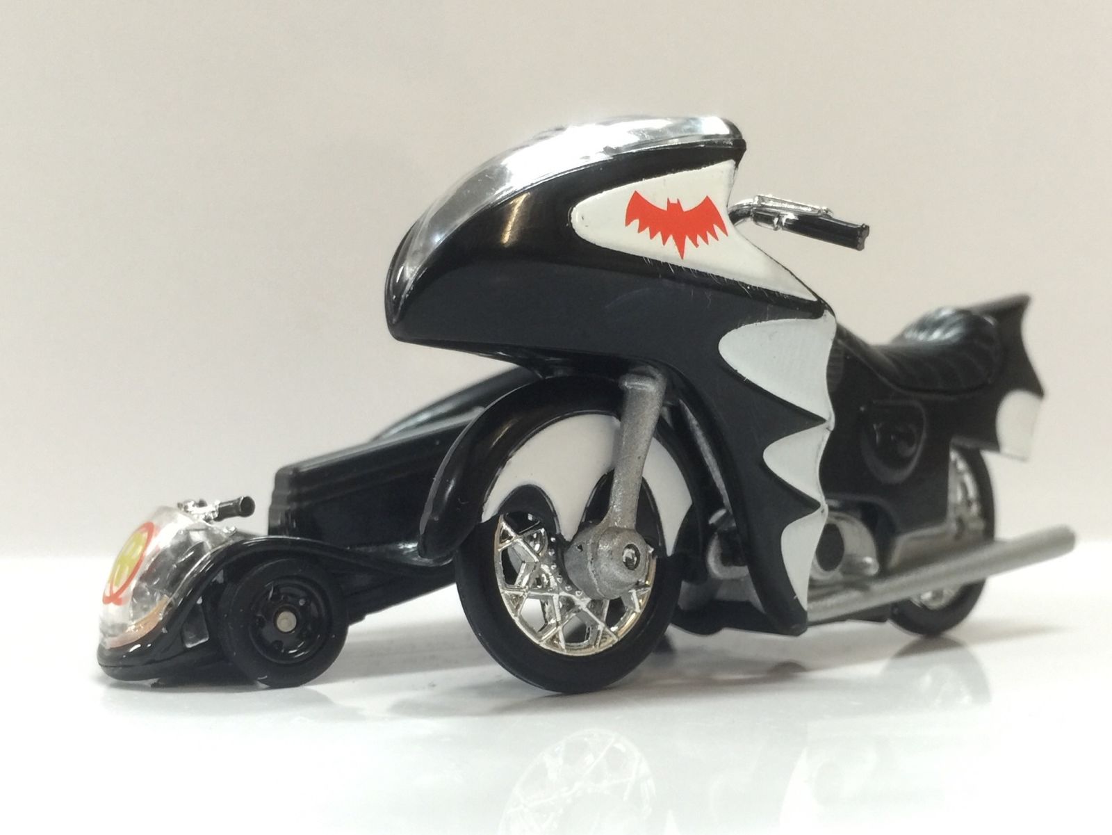 Illustration for article titled Batcycle; Why I like the DLM