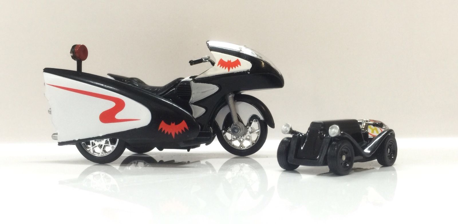 Illustration for article titled Batcycle; Why I like the DLM