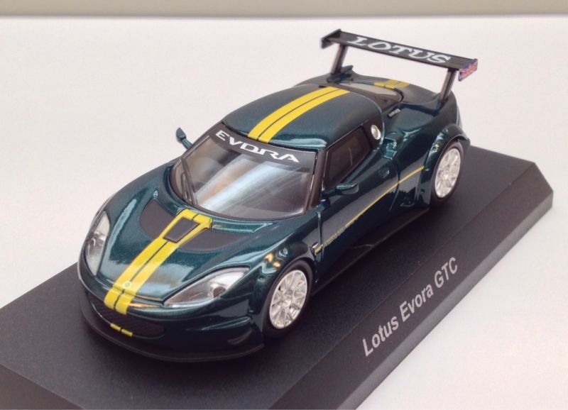 Illustration for article titled Kyosho Evora GTC ♡ BRG Beauty.