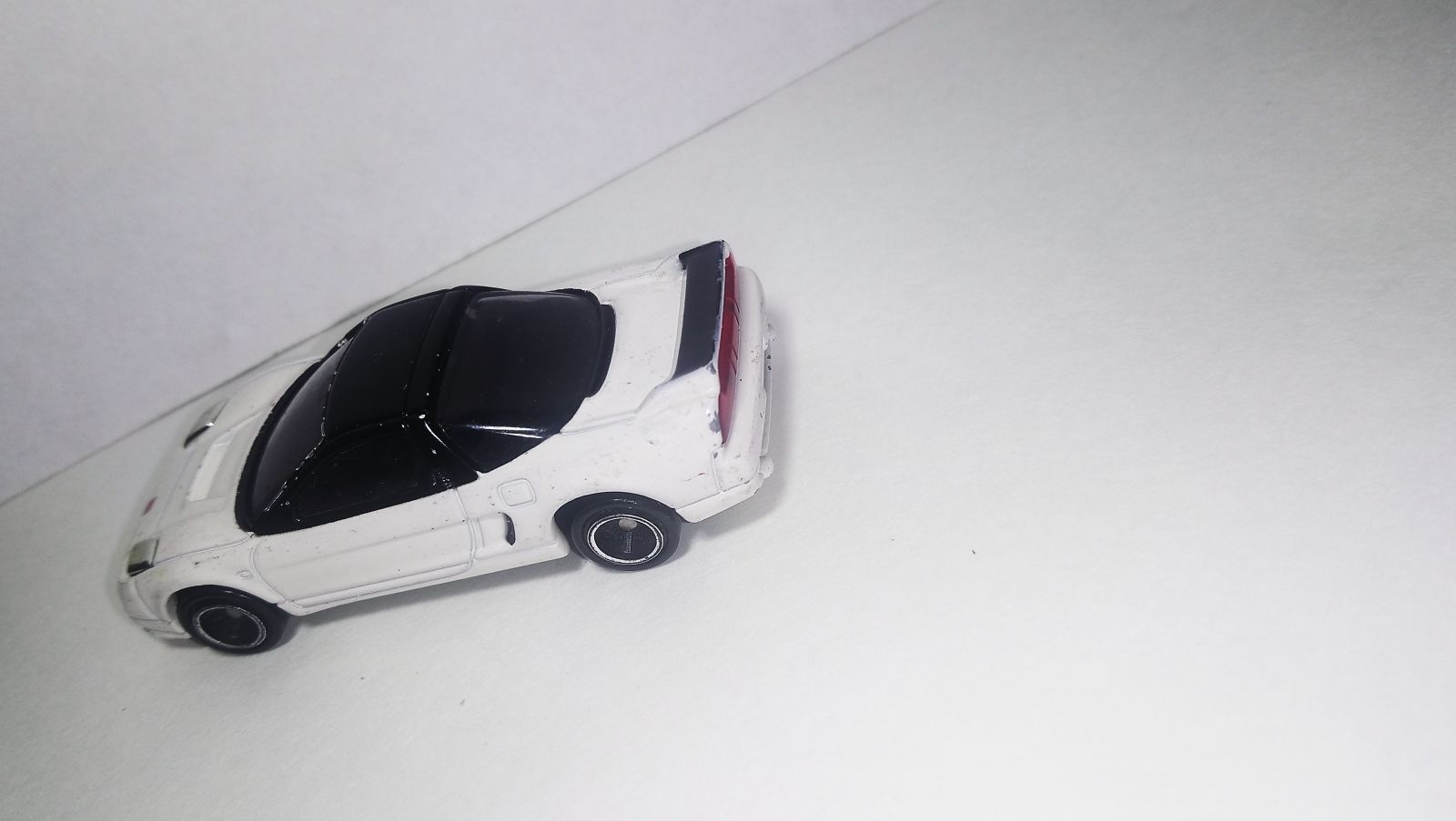 Illustration for article titled Once Upon a Time in Kagoshima | Tomica 2002 Honda NSX-R | Studio Diecast