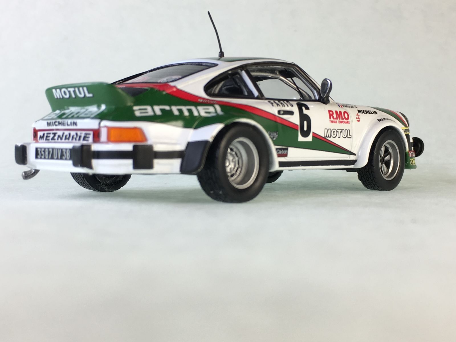 Illustration for article titled LaLD car week 80’s 1980 Porsche 911 SC