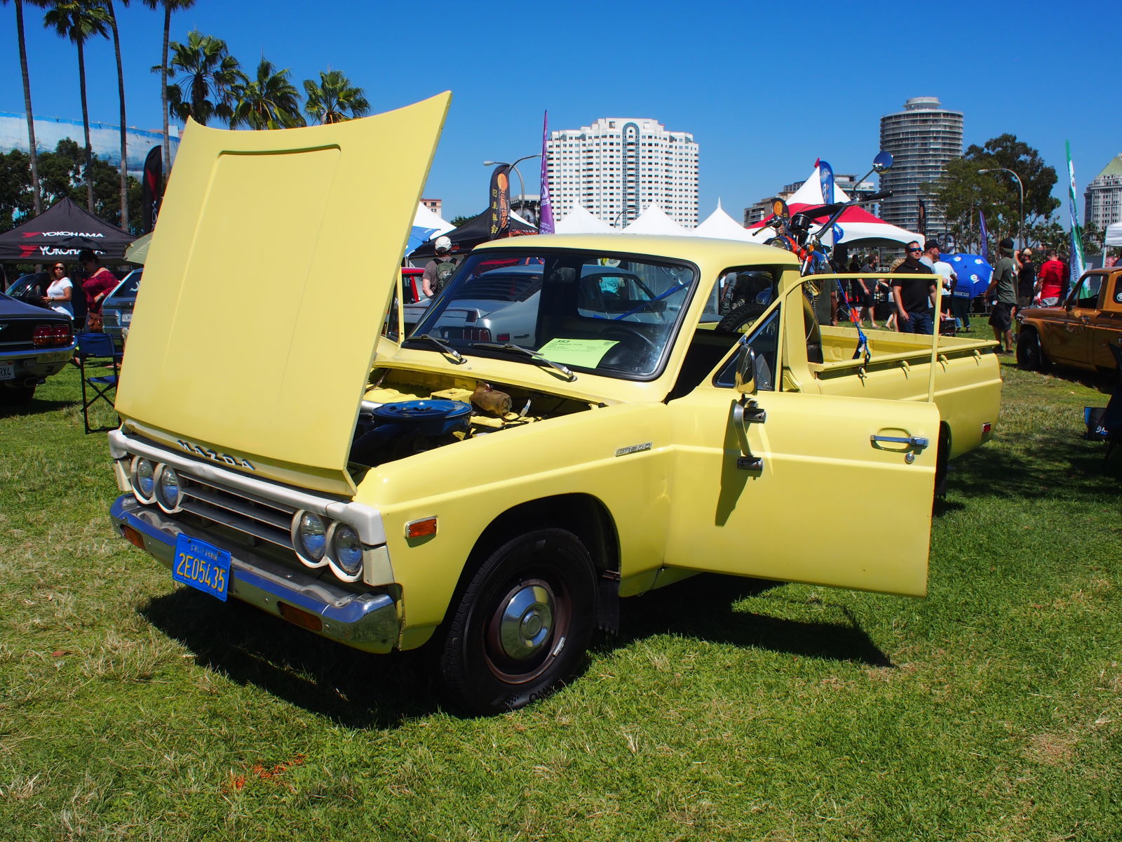 A Mazda B1600. These are much more commonly found in Ford Courier guise.