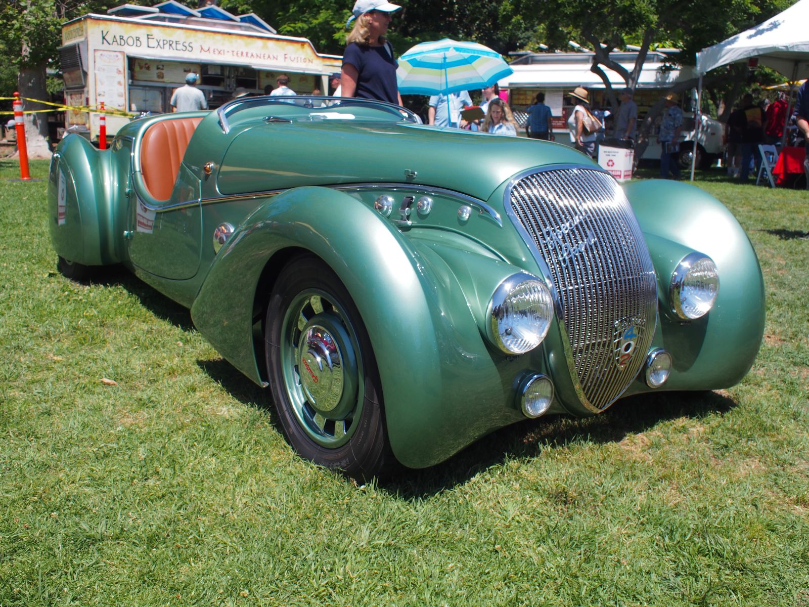 This 1938 Peugeot Darl’mat Sport Roadster is one of the prettiest cars I’ve ever seen.