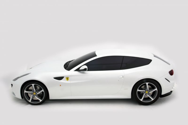 Illustration for article titled Options! This 1/4 scale model Ferrari is the price of a new GTI.