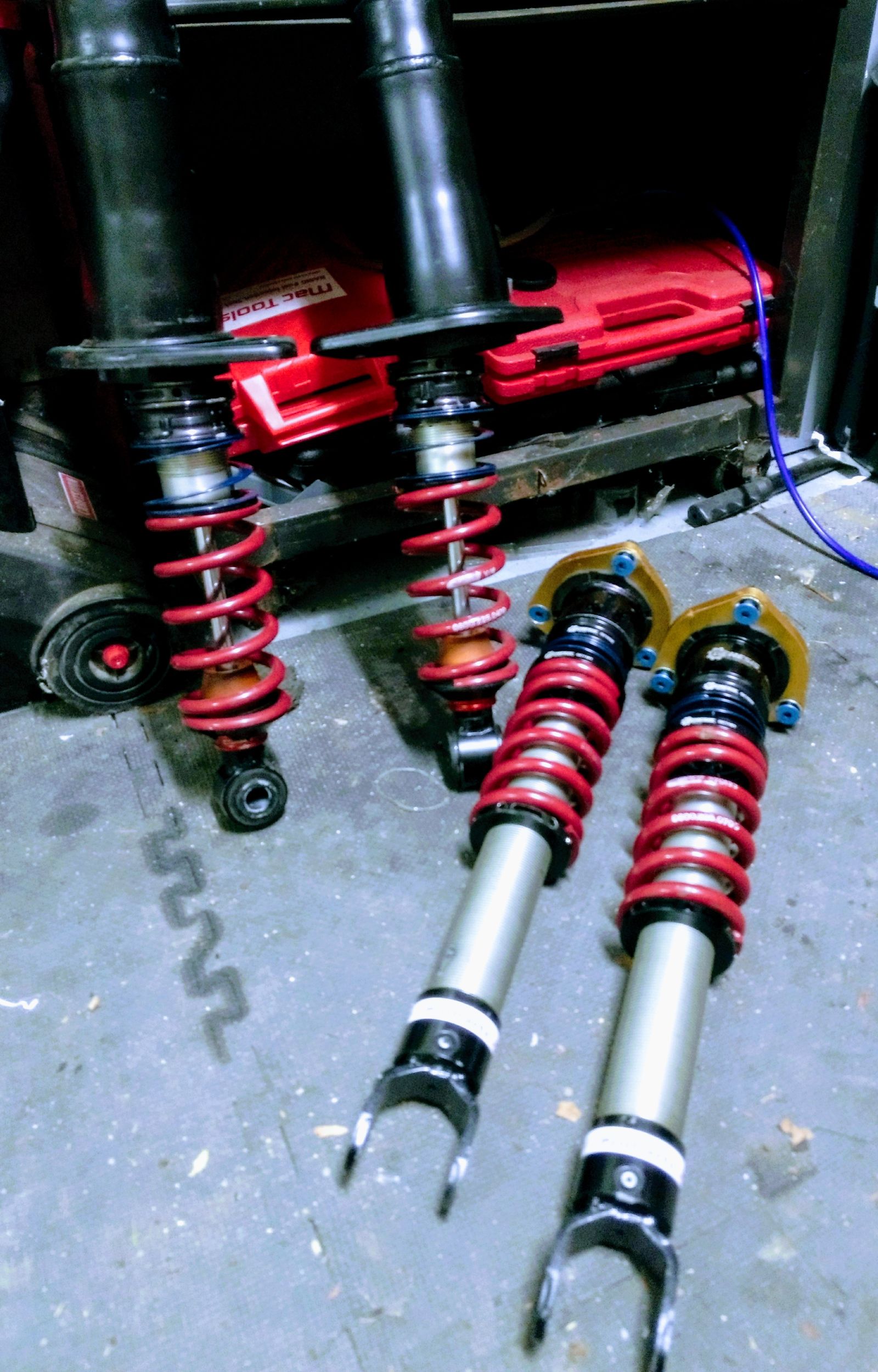 With the aluminum shock bodies, they are quite light. I measured a 5.1lb weight savings in the rear.