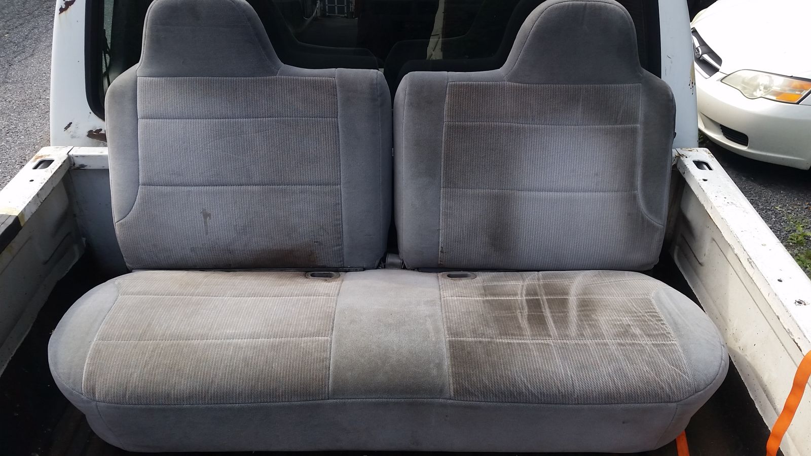 Illustration for article titled Finally found a good untorn bench seat. (update more pics)