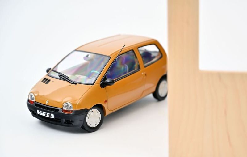 Illustration for article titled Norev is making a 1/18 1993 Twingo this year