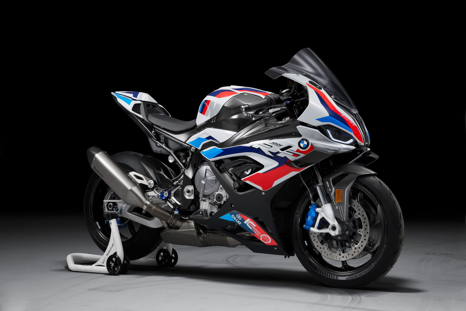 Illustration for article titled Wing all the things: BMW M1000RR