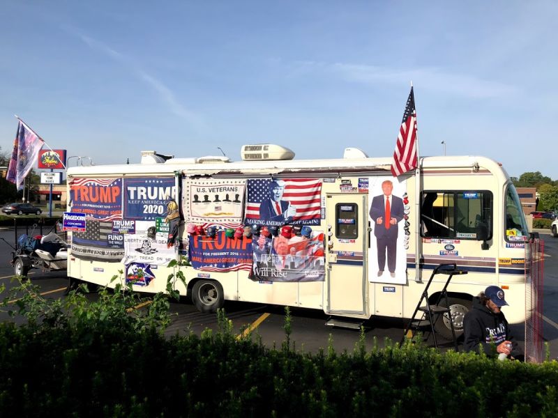 Illustration for article titled The Trump RV