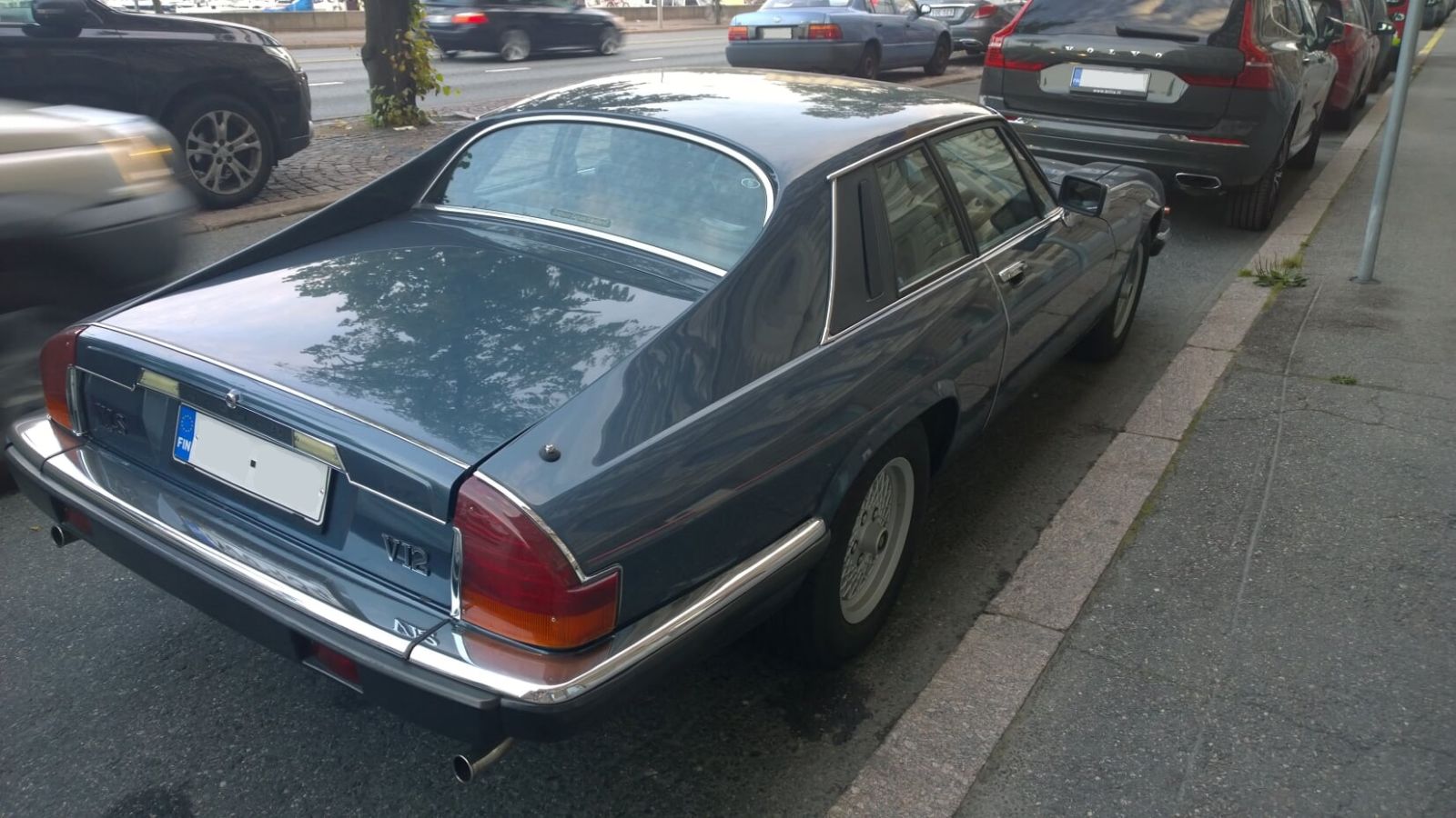 Judging by the ‘Jaguar Japan Limited’ sticker on rear window this is a Japanese import.