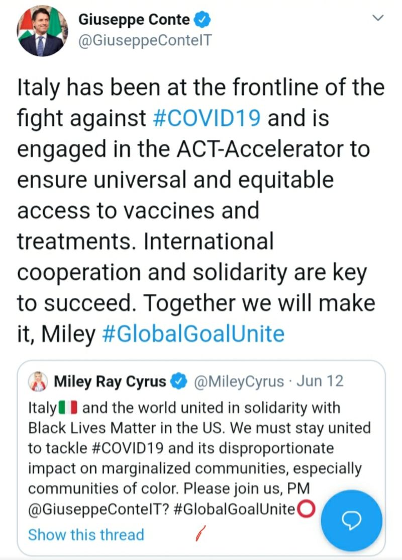 Illustration for article titled Were living in a world where the Prime Ministers of Spain and Italy are retweeting to Hannah Montana, everybody!