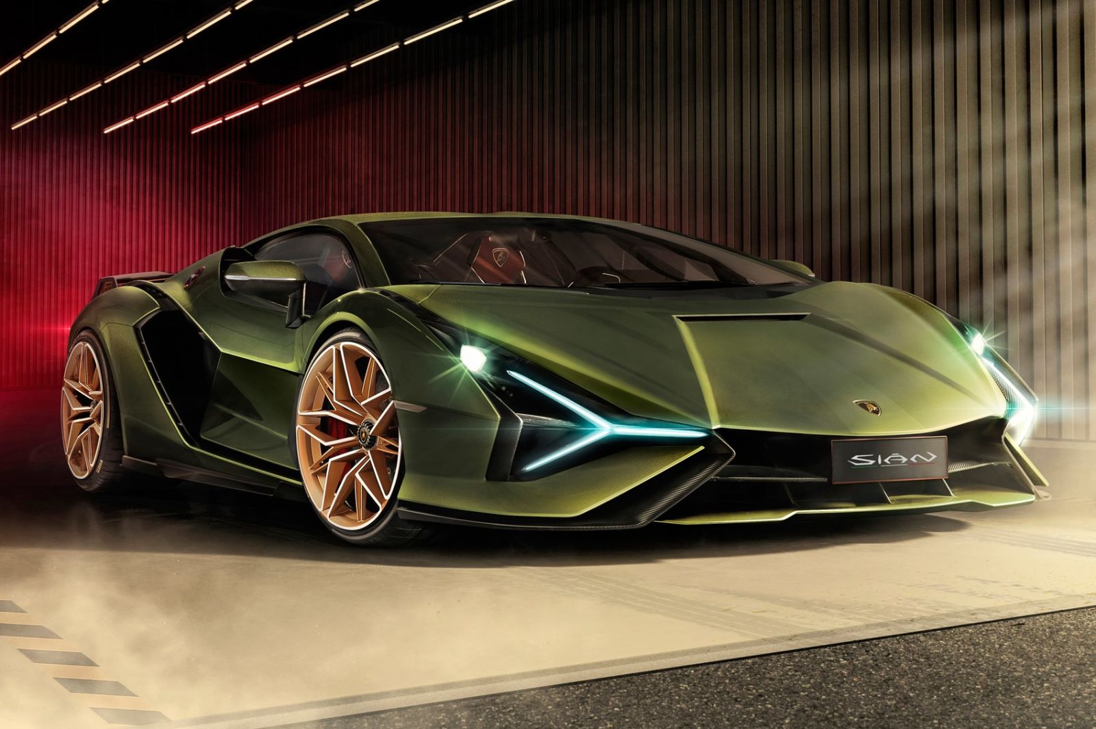 Illustration for article titled Next year marks the 10th birthday of the Aventador