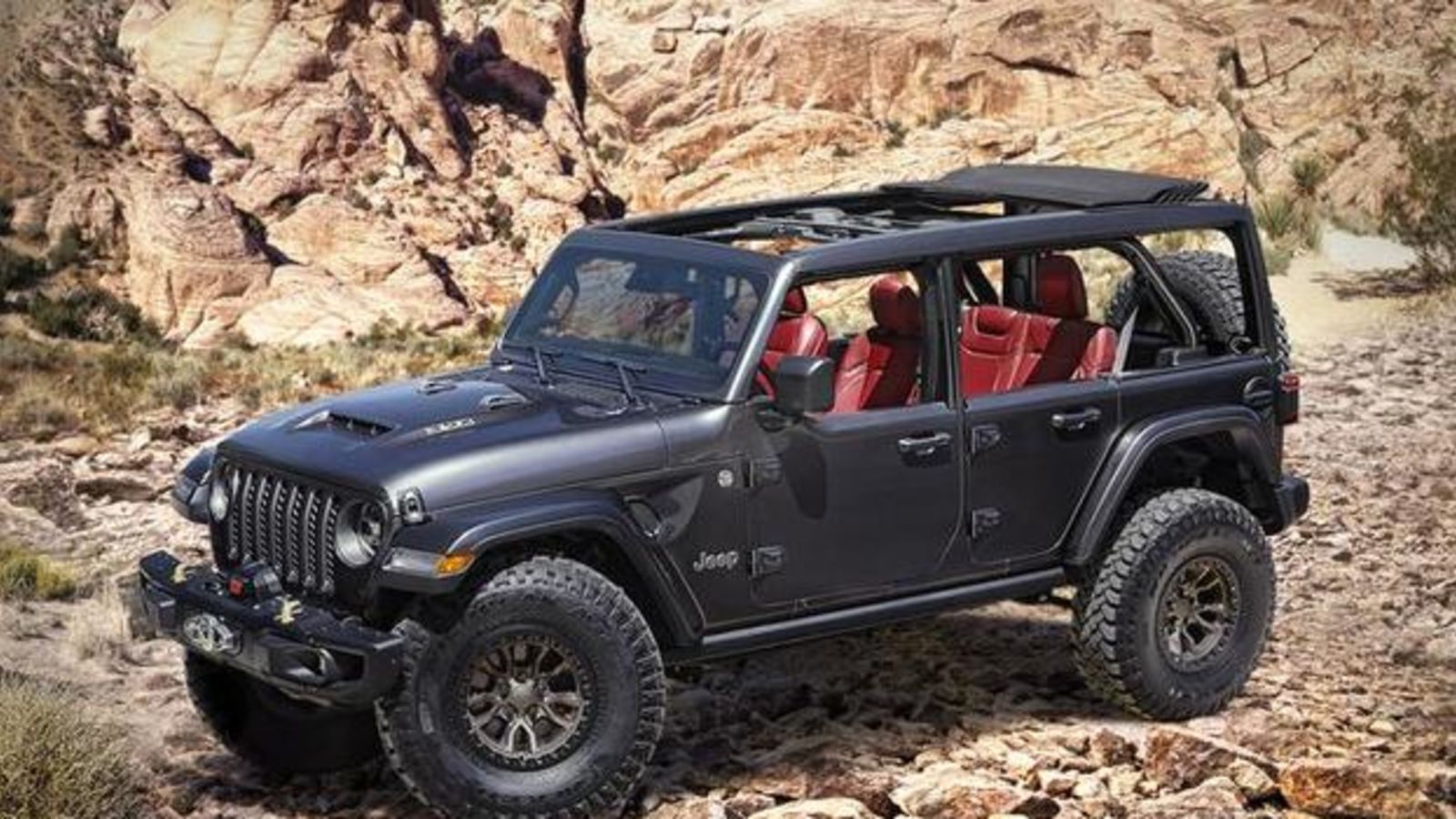 Illustration for article titled FCA announces new V8 Jeep, launch video inspired by Creed Shreds
