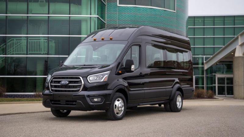 Illustration for article titled Year of the Grille: Ford Transit Gets new Nose, Updated Powertrains