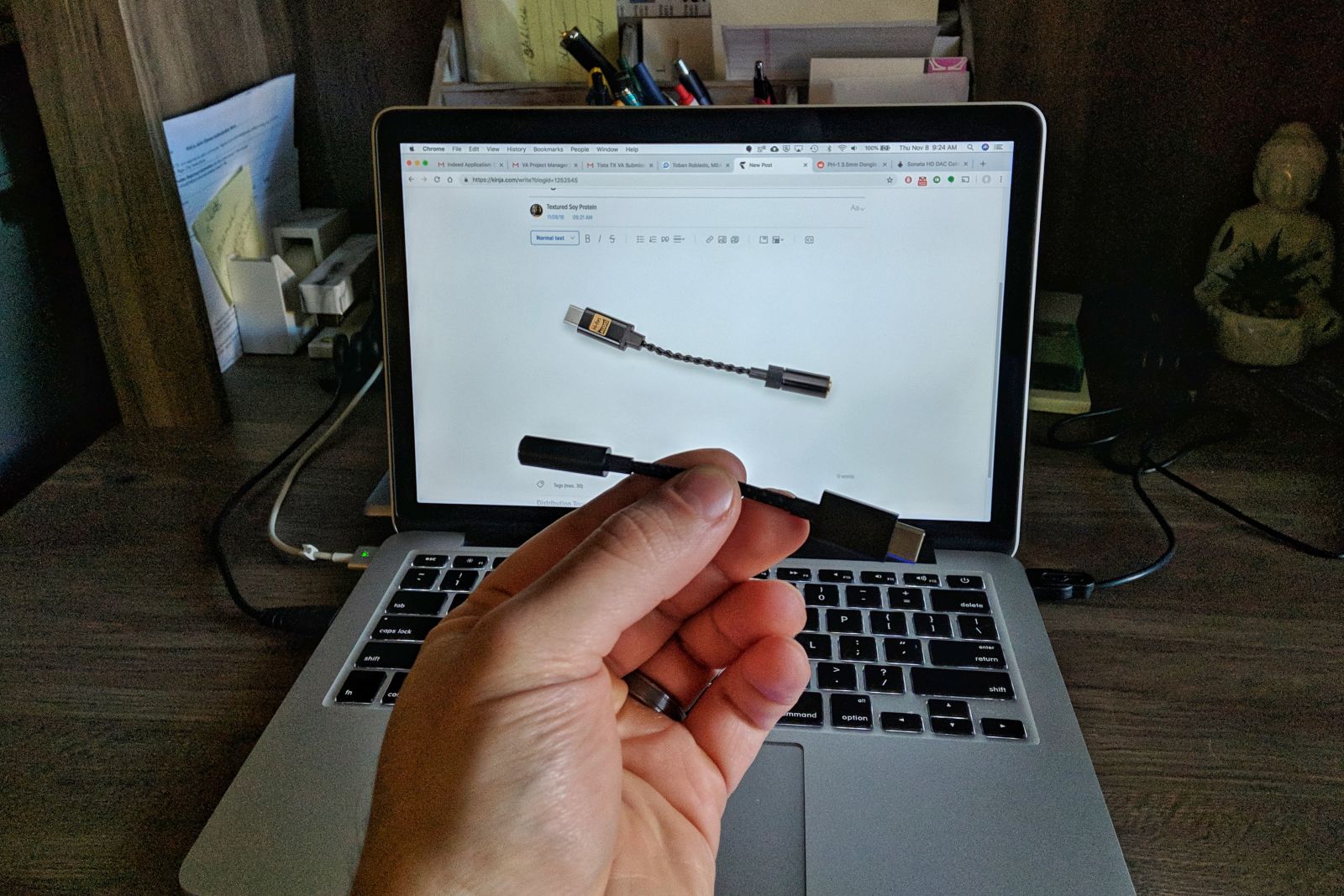 Illustration for article titled There are now high-quality DAC dongles so you can replace your headphone-jack-less phones headphone jack dongle with a better dongle to dongle while you dongle