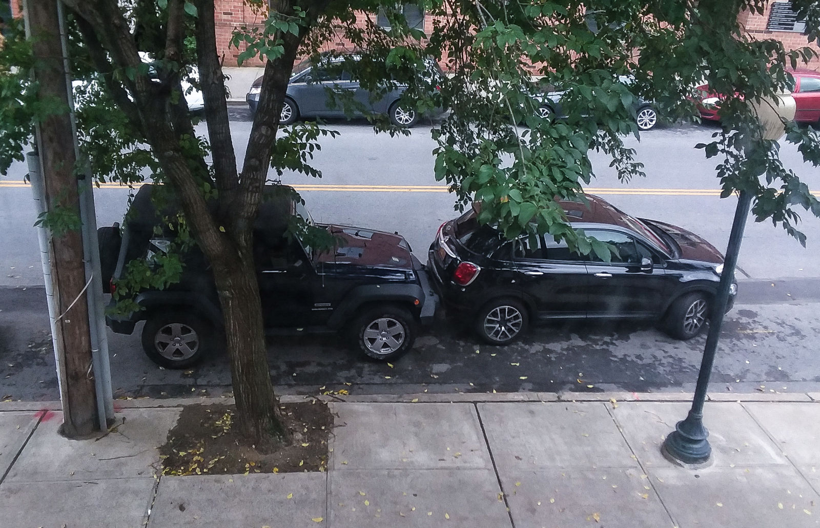 Illustration for article titled Bad parking, office window edition