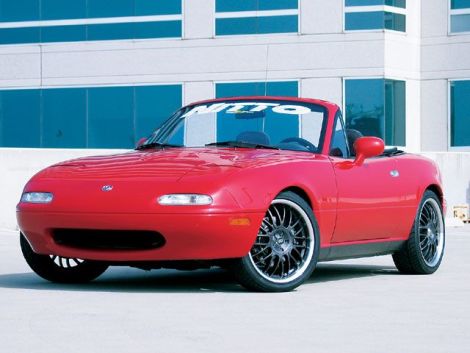 Illustration for article titled “Dad, how come the Miata’s face looks so confused?”