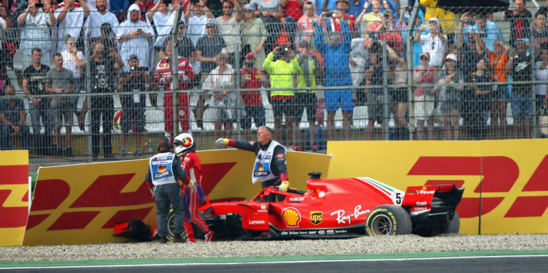 Illustration for article titled Is Sebastian Vettel a Choke Artist? A Very Short Debate