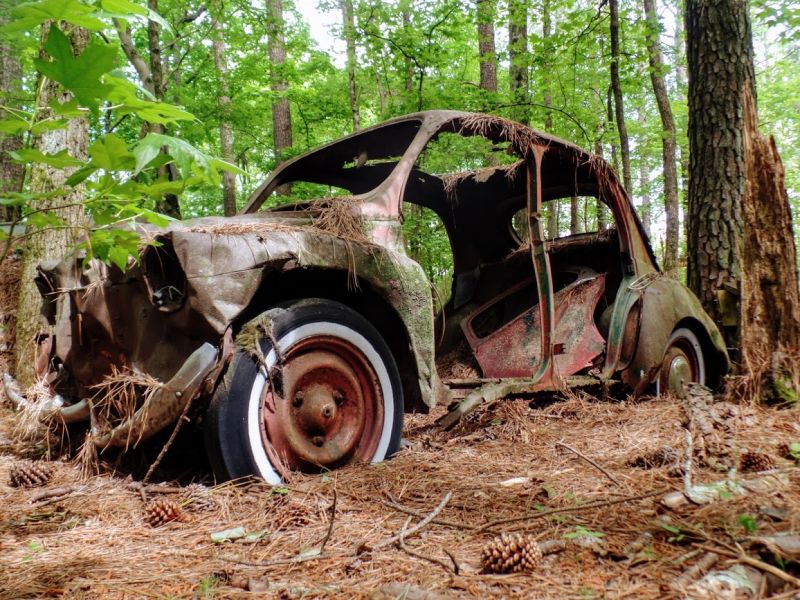 Abandoned Renault 4CV