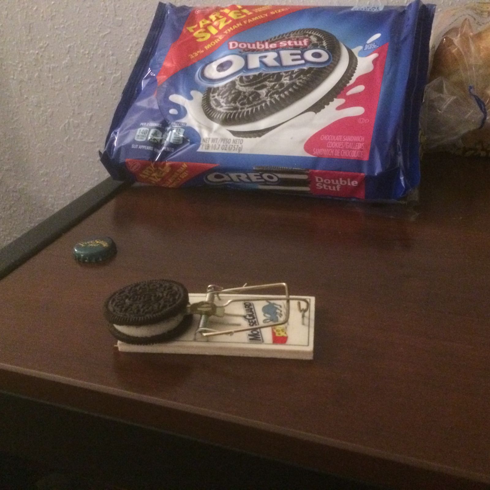 Illustration for article titled I suspect the cleaning lady at the hotel cracked open my Oreos UPDATE: You’re Welcome..?