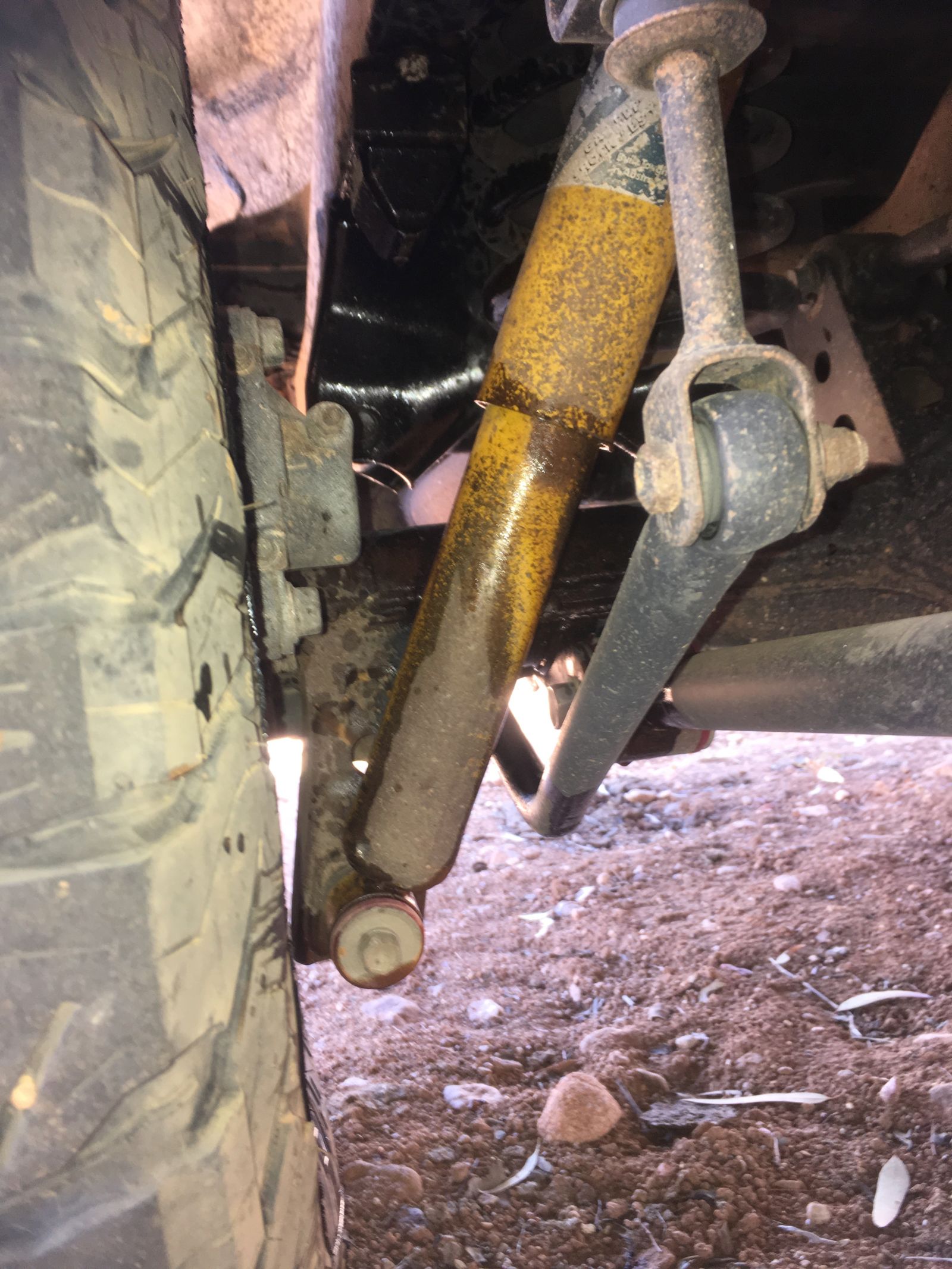 This is the suspension I decided was good for a bit longer. ‘A bit’ turned out to be about 120km shy of the bitumen...