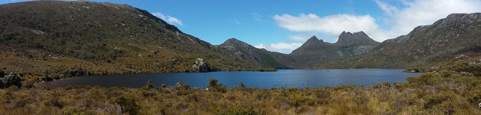 Dove Lake with Cradle Mountain in the background