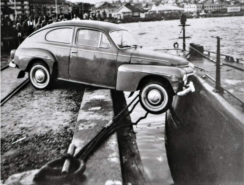 An extremely unlikely traffic accident occurred in Lysekil, Sweden, the 19th of August 1961. A collision between a car and a submarine