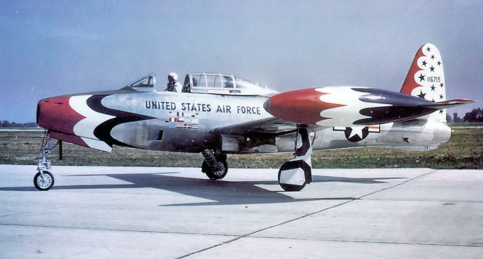 The Thunderbirds flew the Republic F-84G Thunderjet from 1953-1955