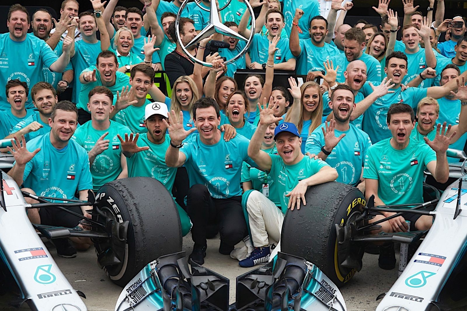 Illustration for article titled Why Your F1 Team Sucks 2019: Mercedes-AMG Petronas Motorsportem/em