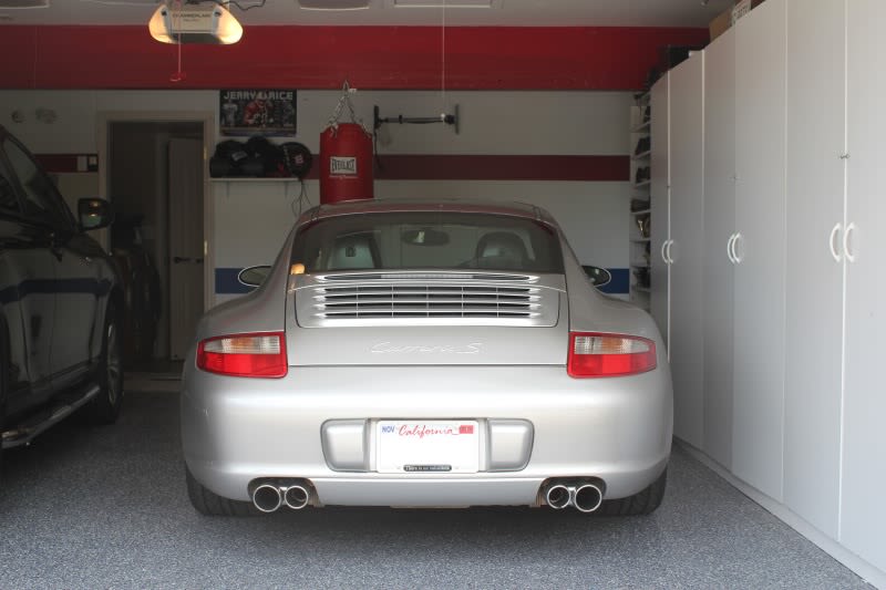 Illustration for article titled Hot sports opinion: the 997.2 rear end is the fried-egg headlight of 911 rear ends