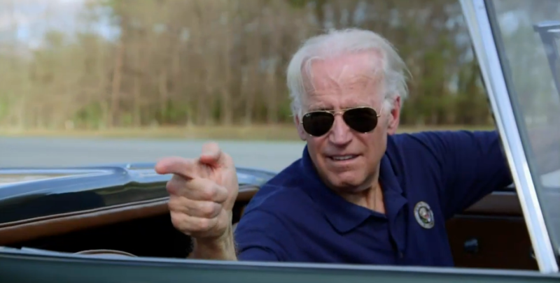 Illustration for article titled Is there a Gif of Joe Biden Ripping sick burnouts in his vette? cause that might come in handy right now.