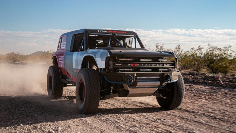 Illustration for article titled 2020 Bronco R - this should be the general shape of the new Bronco, color me interested