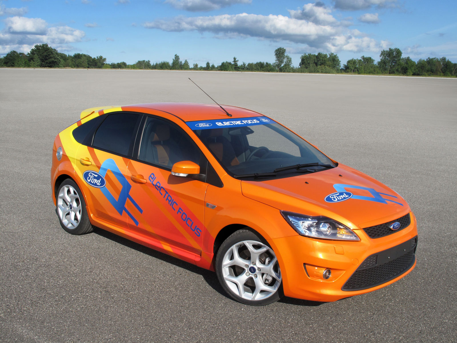 Ford made several electric Focus prototypes, one of them an ST version that was used on The Jay Leno Show.