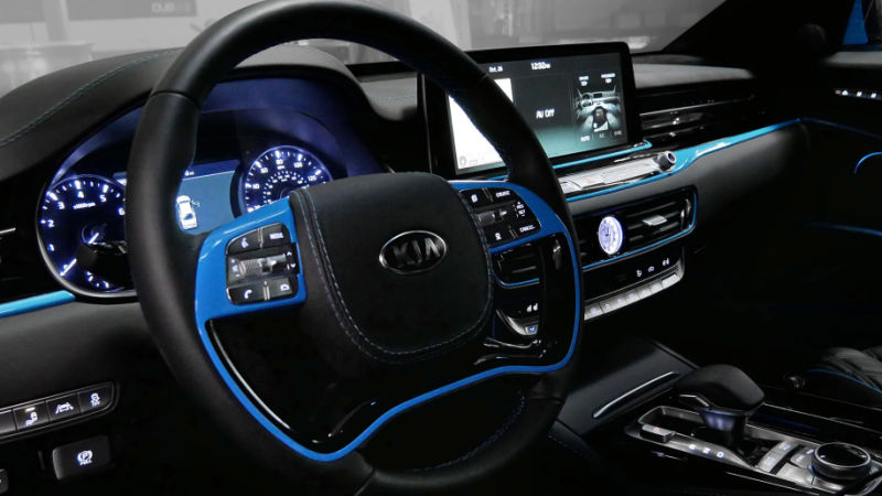 Illustration for article titled Kia K900 Smurf edition from SEMA