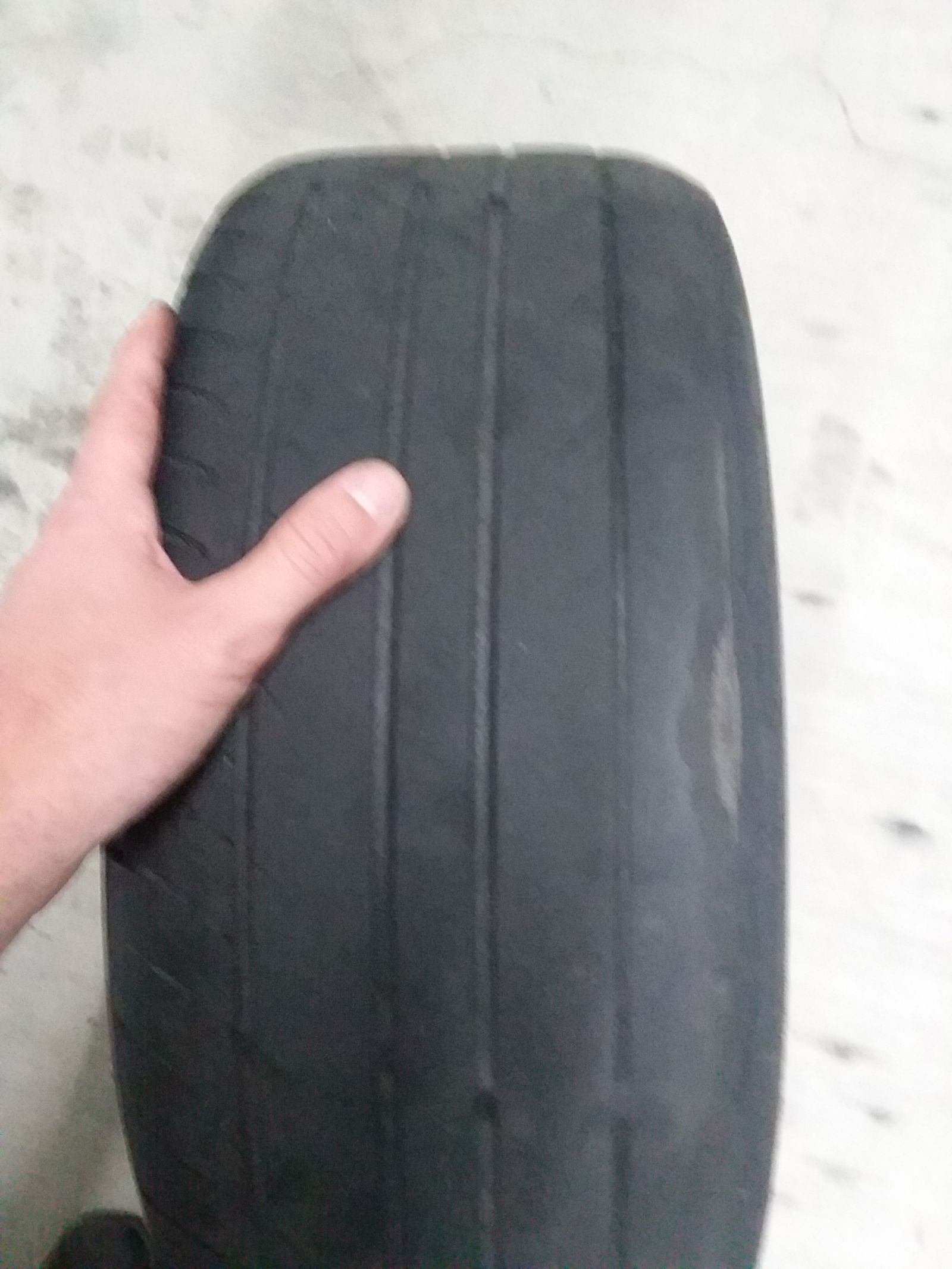 Only one tire is like this. Another is pretty worn but usable. And then two are like new. So I’ll just toss the two worst tires and keep my two best ones