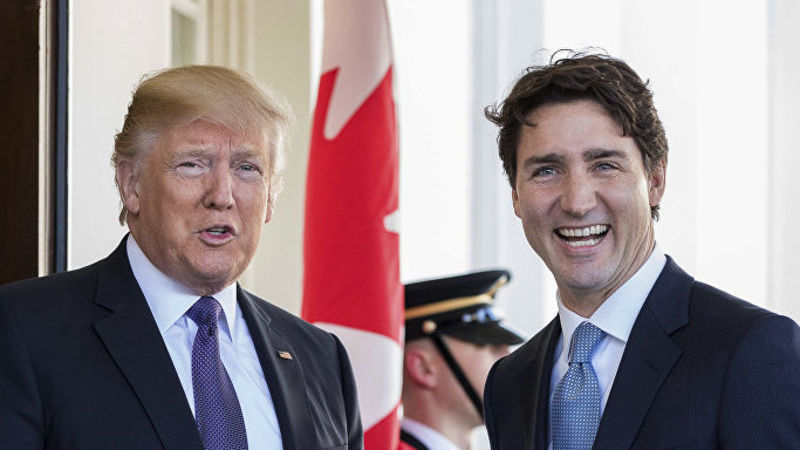 Illustration for article titled Justin Trudeau: Donald Trump can kiss my ass.