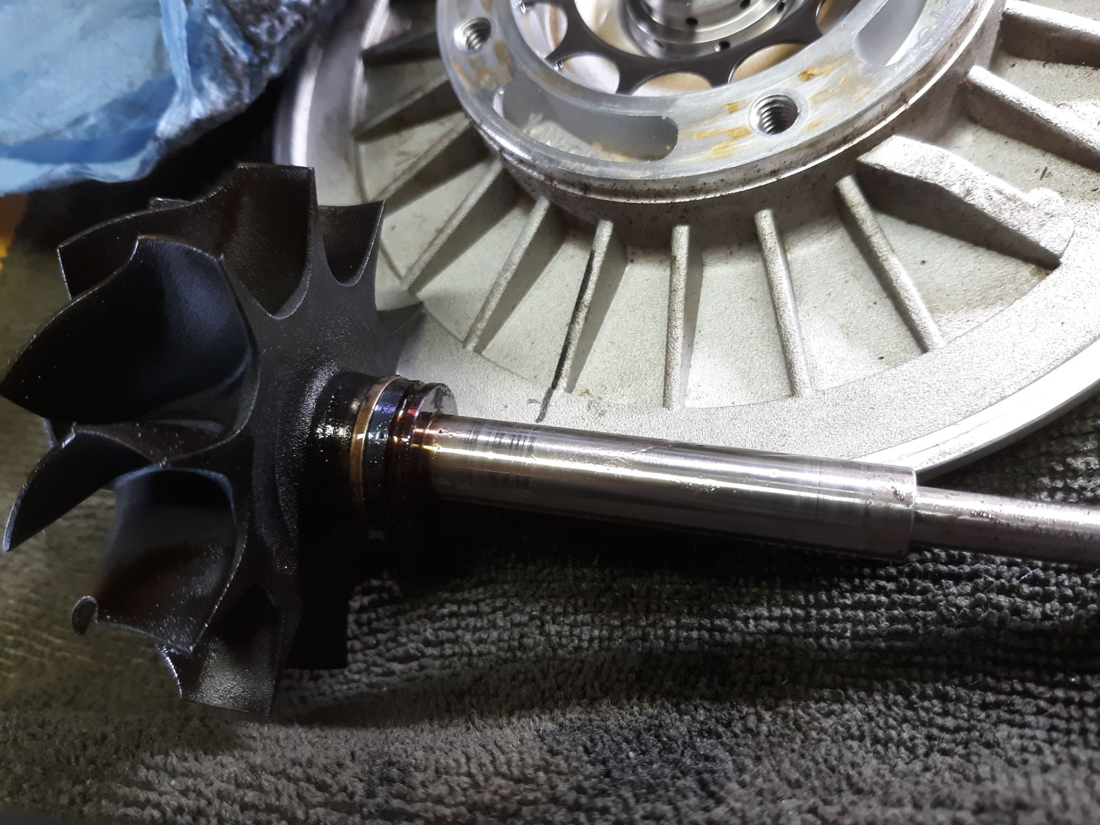 This was the good shaft, the other had deep grooves where the bearing dug in, these turbos had run at low or no oil pressure in a previous setup so you cant expect much.