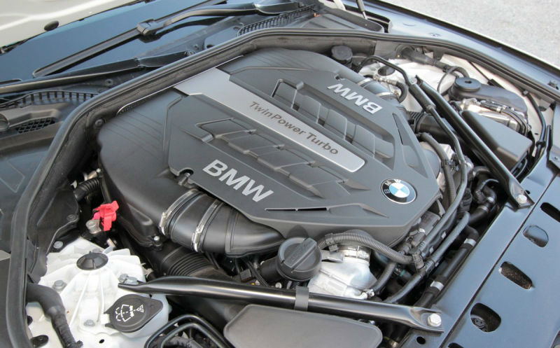 Illustration for article titled BMWs stupid TwinPower Turbo name for single turbo motors trips up auto journos (including Jalopnik) once again