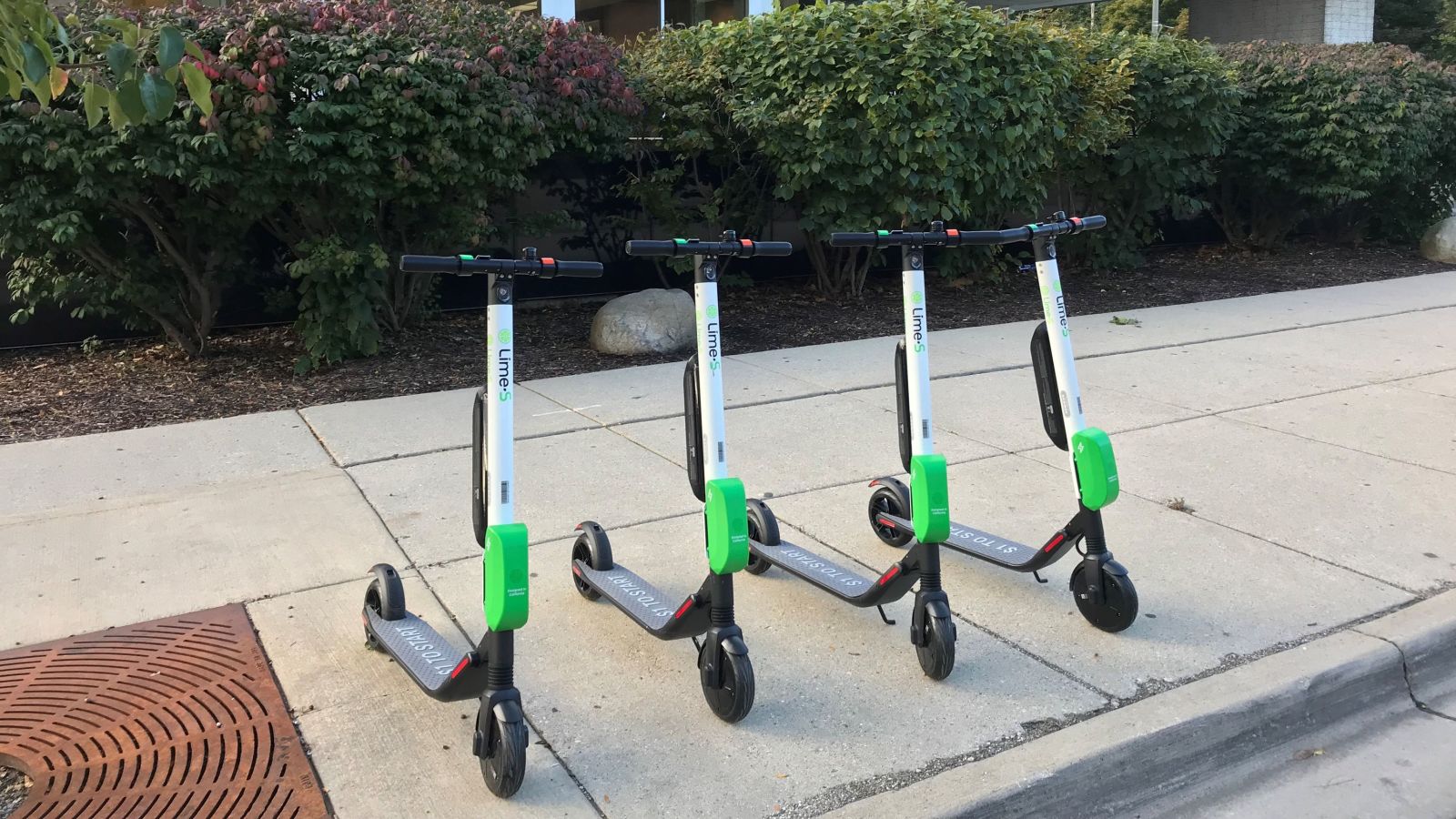 Illustration for article titled My mom is very annoyed by some Lime e-scooters parked in her neighborhood