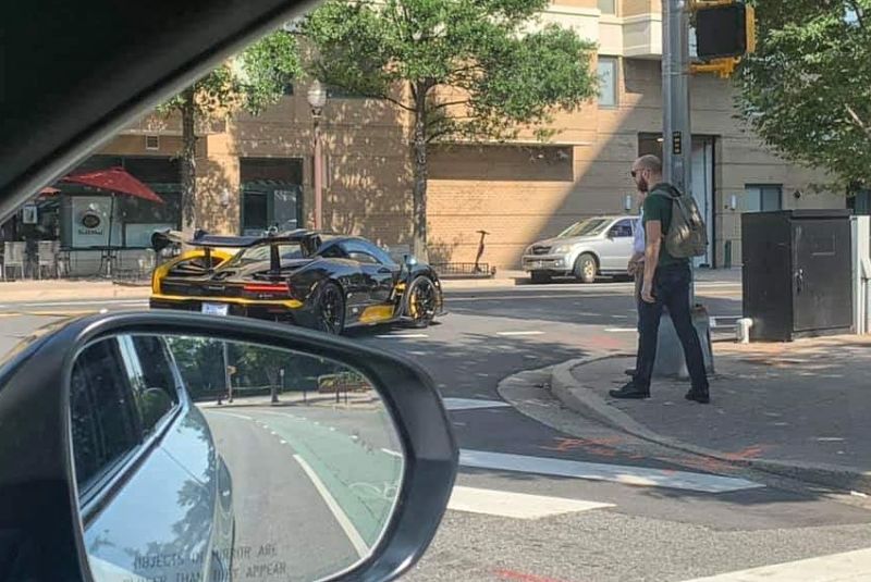 Illustration for article titled Mod Edit: Someone That Looks Like Jeff Bezos (But Probably Isnt) is celebrating his divorce by tooling around DC in his new McLaren Senna