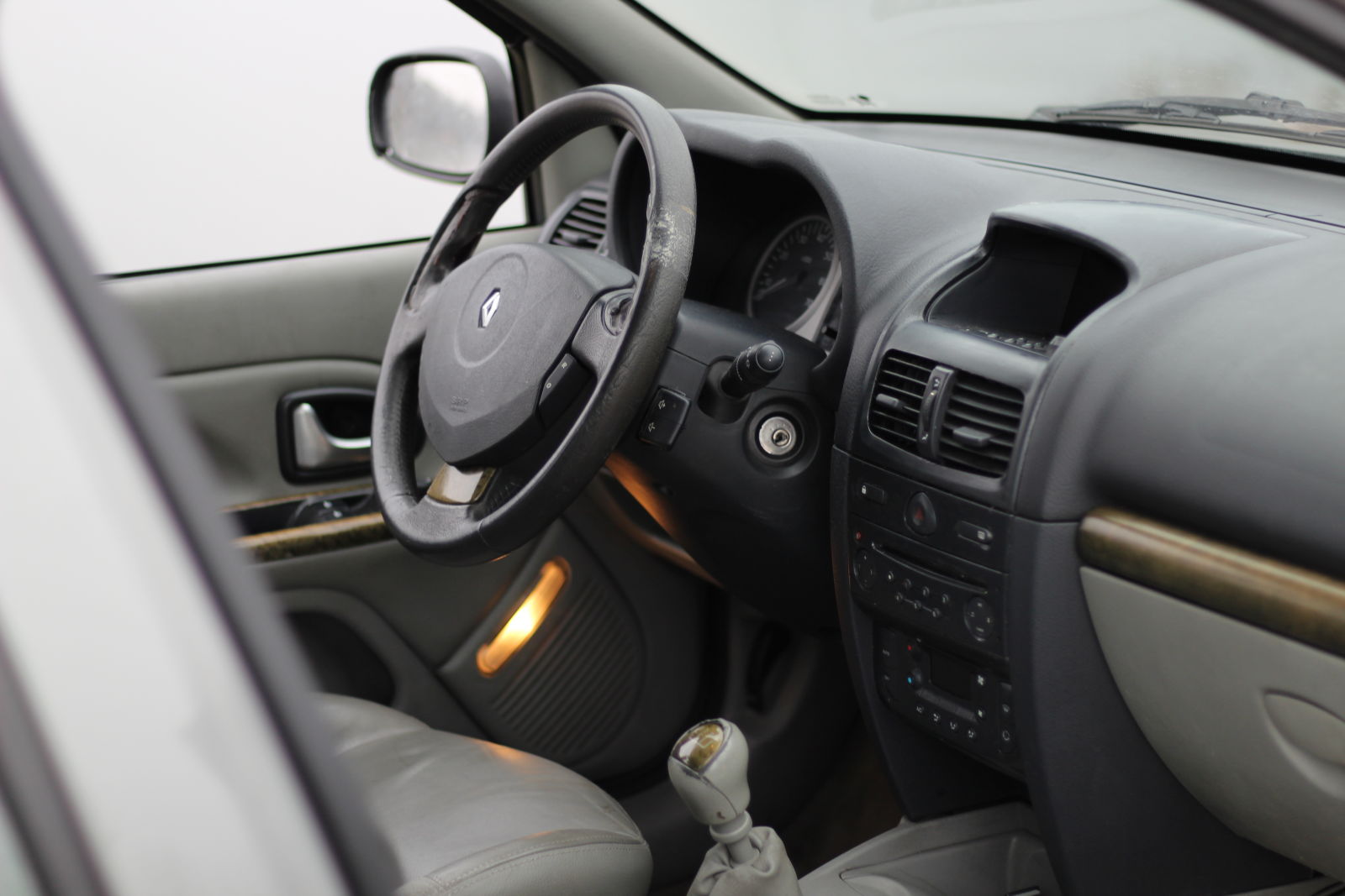 Leather and real wood in a 2003 Renault Clio!