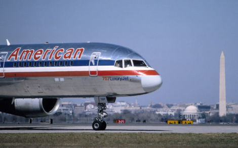 Boeing 757-223 N644AA at Ronald Reagan National Airport in March 1995