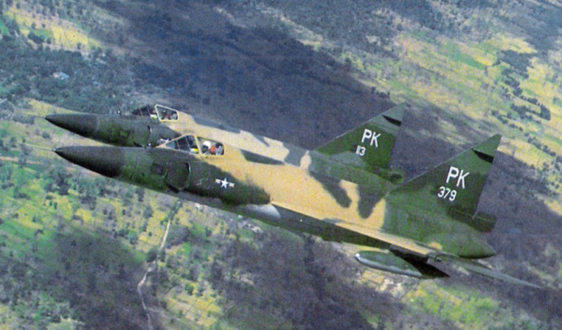 Two US Air Force F-102A Delta Daggers of the 509th Fighter Interceptor Squadron wearing standard Southeast Asia camouflage fly over Vietnam in November 1966 (US Air Force)